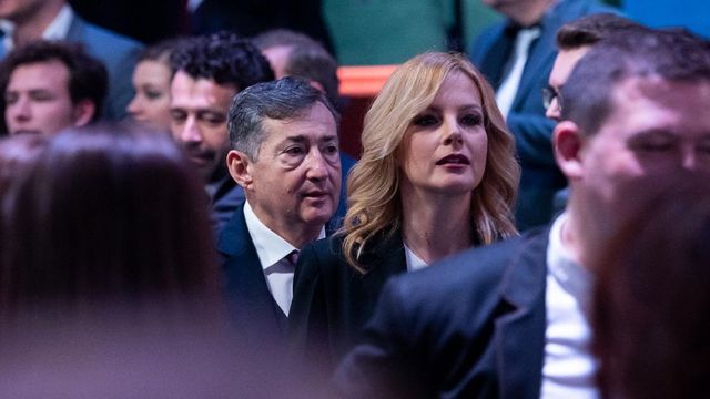 Várkonyi Andrea szórakoztatónak tartja Tóth Ildikó állításait ő és a férje luxizásairól