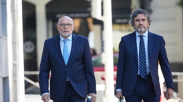 El exjefe de Carreteras cobró 25.000 euros de una constructora que se hizo con un contrato de 92 millones