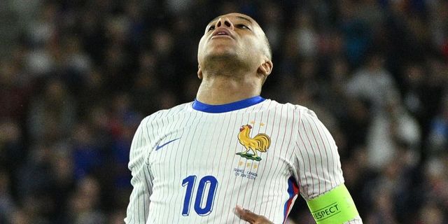 Mbappé contro Le Pen: «Non nascondiamoci, fermiamo gli estremisti»