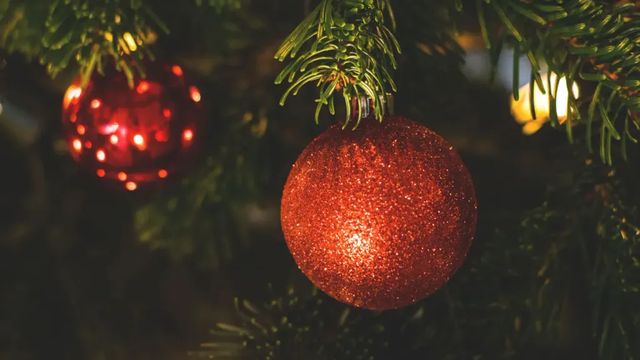 Benyújtották a javaslatot, munkaszüneti nappá nyilváníthatják december 24-ét