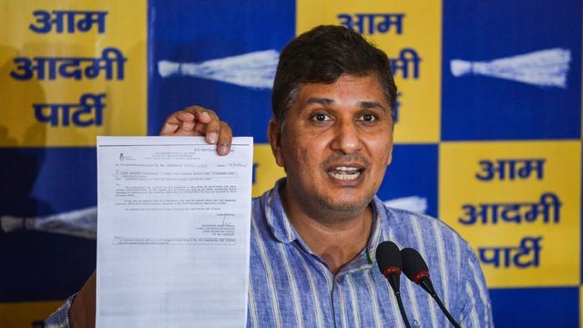 ED Raids AAPs Saurabh Bharadwaj In Hospital Construction Scam