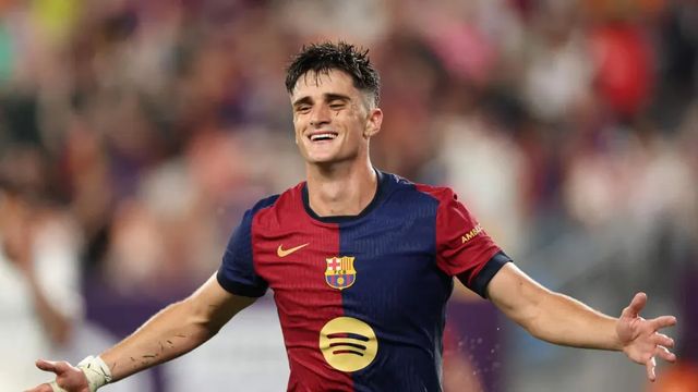 Pau Víctor, el '9' que nadie esperaba en el Barça