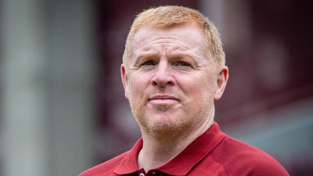 Ce a decis conducerea Rapidului în privința antrenorului Neil Lennon