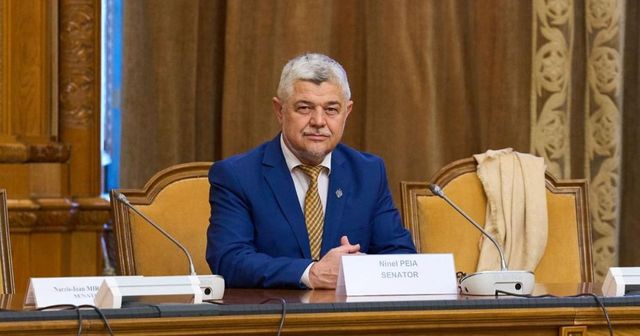 Un grup de senatori și deputați cere suspendarea din funcție a președintelui Nicușor Dan