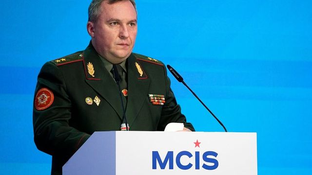 Bielorrusia incluye por primera vez armas atómicas en su programa militar