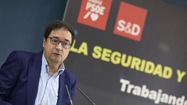 El Gobierno se compromete a negociar rápido una subida salarial plurianual para los funcionarios