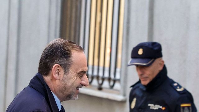 Ábalos cede su cuenta de X y se declara inocente: «Lucharé por la verdad y la justicia»