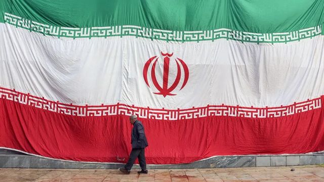 ++ Time, 'potrebbero essere oltre 30mila i morti in 48 ore di repressione in Iran' ++