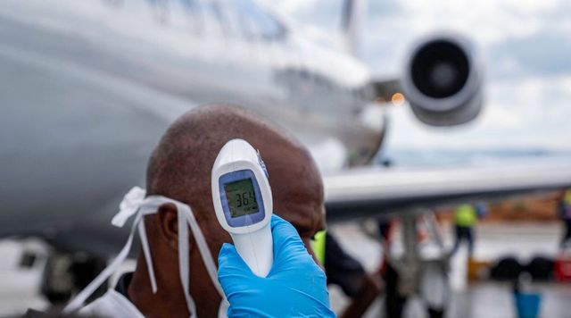 Primo caso di Ebola in Francia, è un medico umanitario di ritorno dal Congo