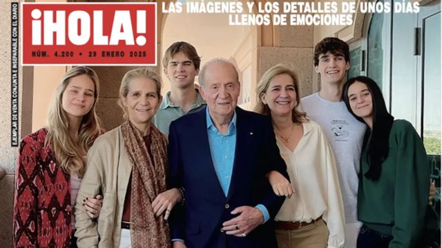 La felicidad del rey Juan Carlos rodeado de sus nietos