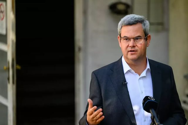 Takács Péter végül bocsánatot kért a leszólt burgenlandi mentőszolgálattól