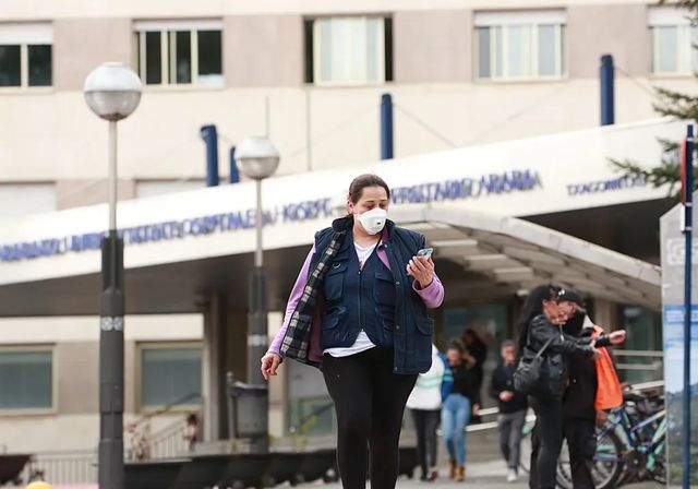 La mascarilla no será obligatoria en hospitales hasta alcanzar el nivel alto de gripe