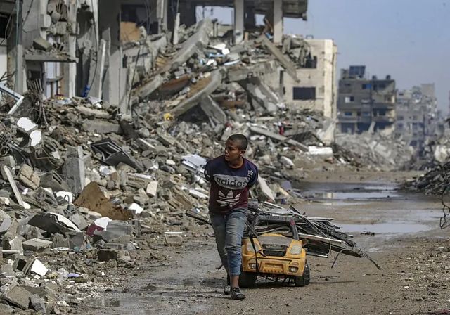 Gaza, un mes después de la tregua: «La vida se ha vuelto demasiado difícil de soportar»