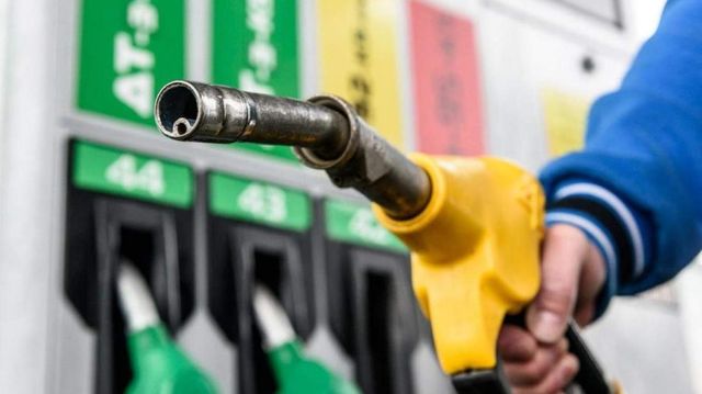 Prețurile carburanților în Moldova continuă să crească