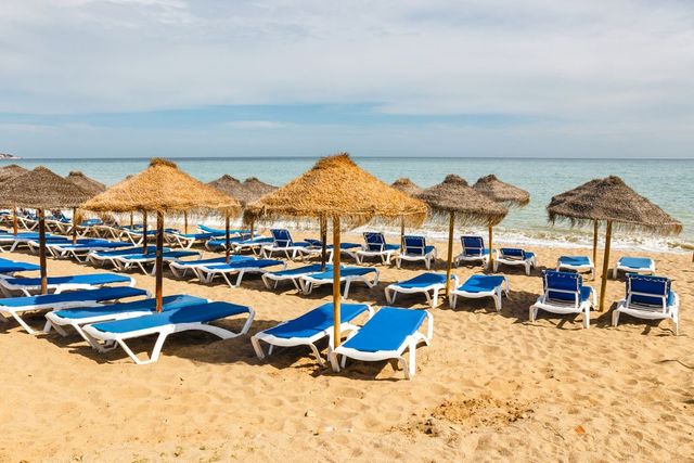 Ghid oficial pentru plajele din România