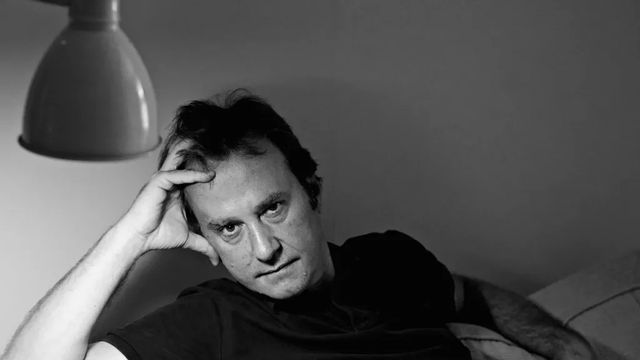 Marcos Giralt Torrente gana el premio de la Crítica por 'Los ilusionistas'