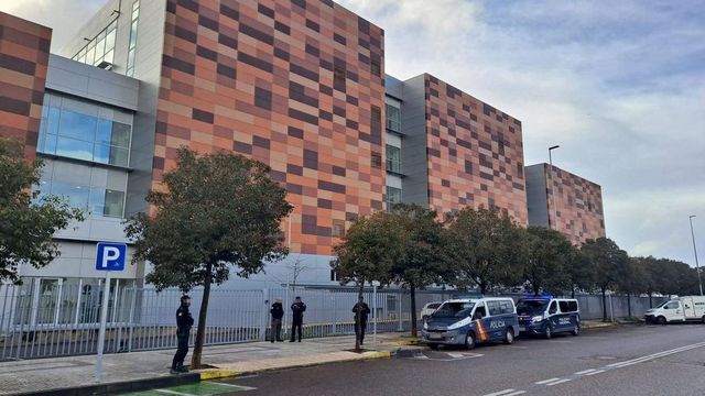 El abogado de la menor detenida en Badajoz asegura que no participó en el homicidio de la educadora