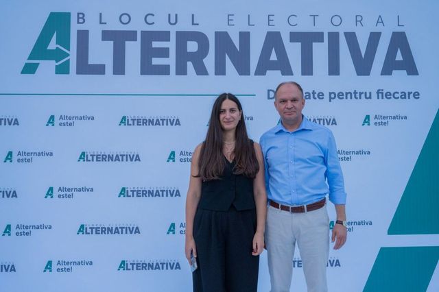 Natalia Ixari și-a luat rămas bun de la Primăria Chișinău, după ce plecarea ei fusese anunțată de Ion Ceban