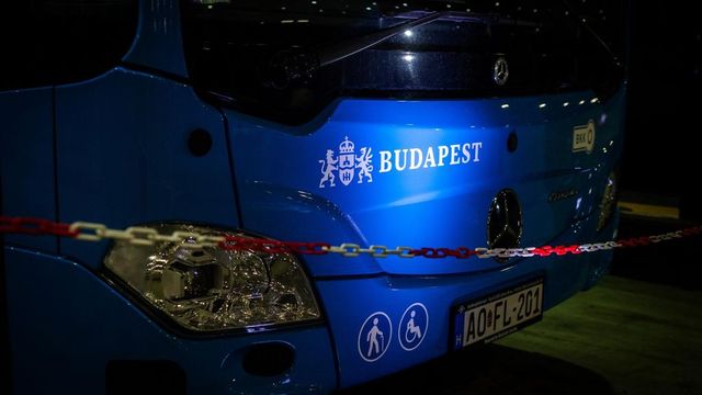 Karácsony Gergely közölte, kénytelenek lesznek beállni a benzinkutakra a BKV buszai