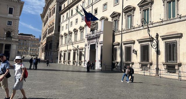 Roma, dopo 10 anni Piazza Colonna riapre al pubblico