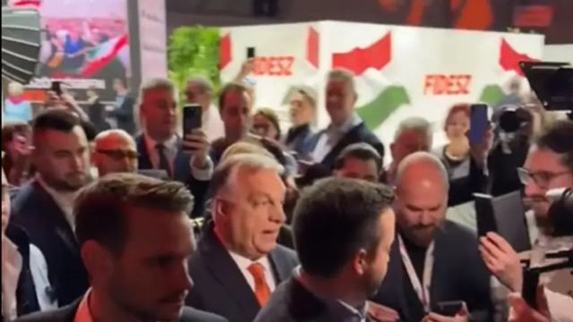 Mutatjuk, hogyan fogadták Orbán Viktort a Fidesz-kongresszuson