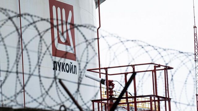 Bulgaria a obținut o derogare de la sancțiunile britanice împotriva Lukoil