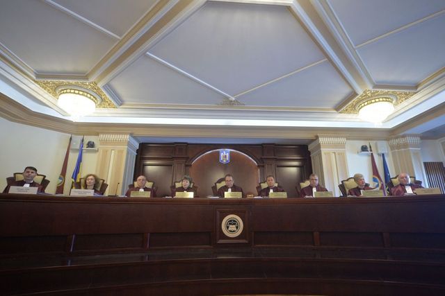 Senatul și Camera Deputaților numesc astăzi noi judecători la Curtea Constituțională