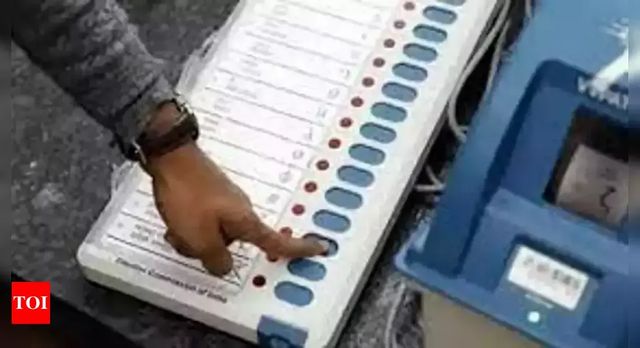 Uttar Pradesh Assembly polls: 5th phase polling for 61 seats on Sunday