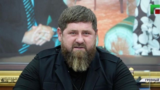 Ramzan Kadirov ar fi fost otravit. Liderul cecen a chemat un nefrolog strain, deoarece ,,nu are incredere in medicii moscoviti