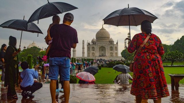 Water leakage in main dome of Taj Mahal due to rain, ASI claims no damage