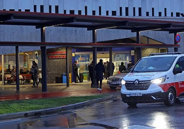 Cinco personas heridas al salir despedidas de una atracción de feria en Asturias