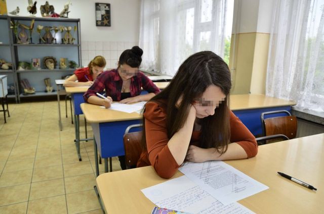 Elevii cer desființarea examenului de Bacalaureat: Sistemul liceal trebuie regândit