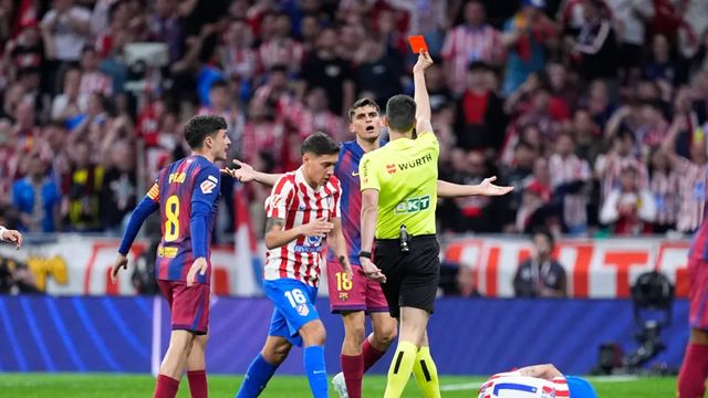 El CTA reconoce que Gerard Martín debió ser expulsado en el Atlético-Barça