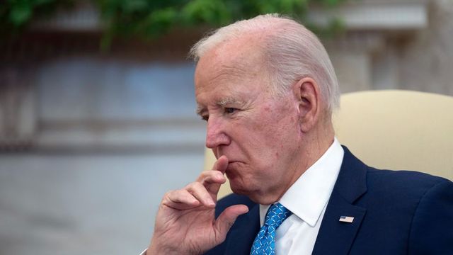 Joe Biden: az amerikai hadsereg légi úton fog élelmiszersegélyeket ledobni Gázában