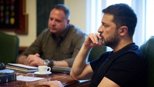 Zelenszkij új törvényt ígért, ami biztosítja a korrupcióellenes szervek függetlenségét
