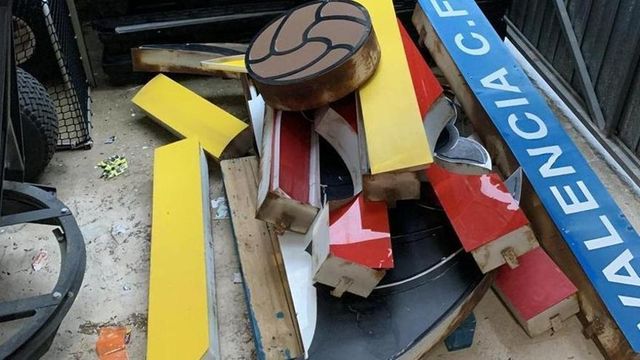 Seis jugadores del Valencia CF trabajan en el día de descanso