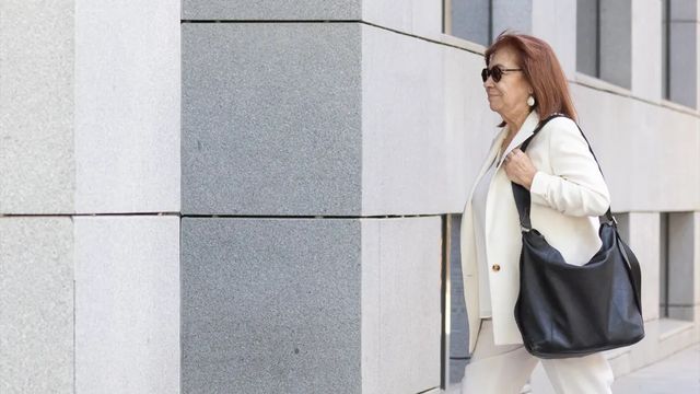 Cristina Narbona y dos fiscales declaran ante el juez en el caso Leire
