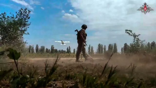 Un sistem american cu inteligență artificială va identifica și doborî dronele care ajung în România