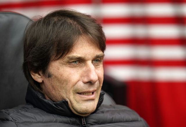 Antonio Conte è atterrato a Roma: cena con De Laurentiis e Manna poi la firma come allenatore del Napoli