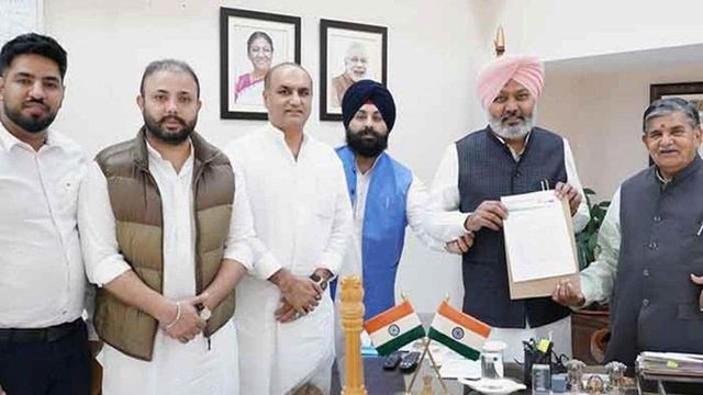 Issue of Chandigarh land for new Haryana assembly unites Punjab parties