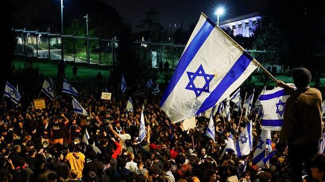 Премьер-министр Израиля отложил судебную реформу на фоне протестов