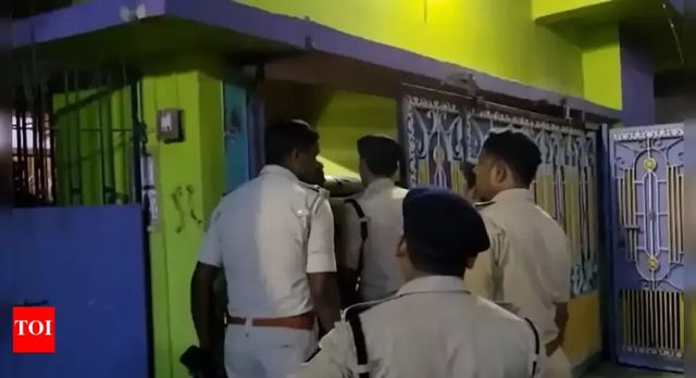 Two children found dead inside parked car in Patna
