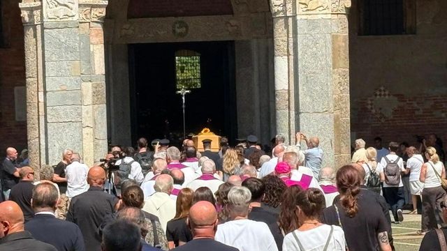 Don Mazzi: Milano dà l’ultimo saluto al fondatore di Exodus