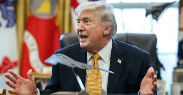 Trump svalil vinu na Izrael. Američané prý o útoku na ropné pole nevěděli