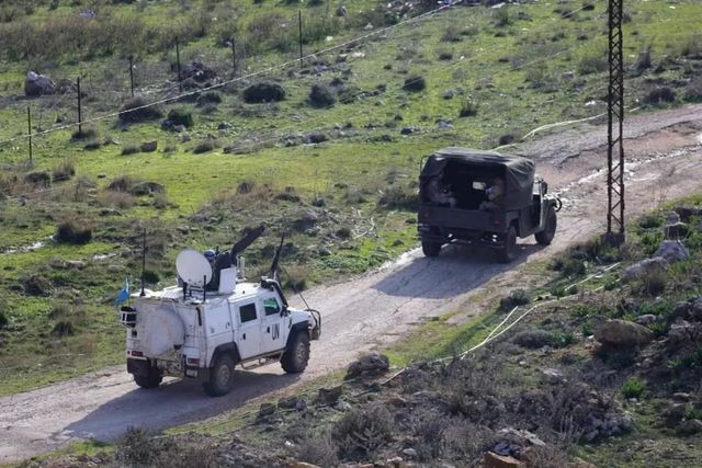 Una patrulla española de la UNIFIL, a salvo tras un ataque de carros de combate israelíes