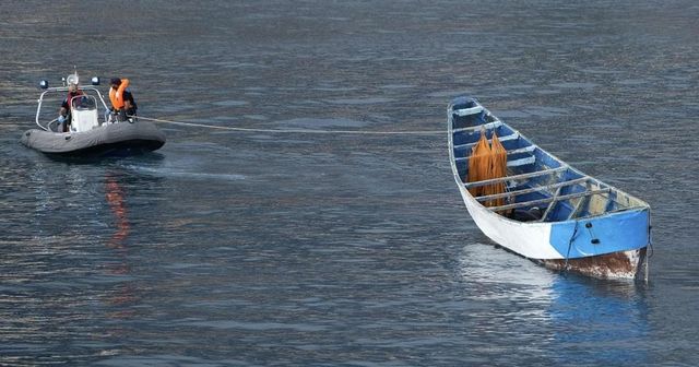 Naufraga una barca carica di migranti alle Canarie, decine di dispersi