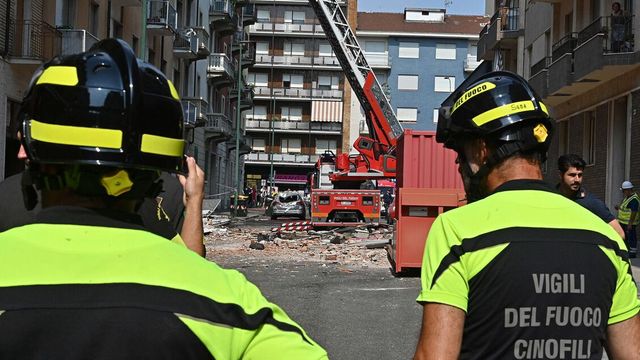 Esplosione in un palazzo a Torino: 'Sono stato io, mi vergogno'