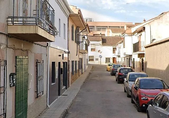 Muere una niña de seis años en el incendio de una vivienda en Granada