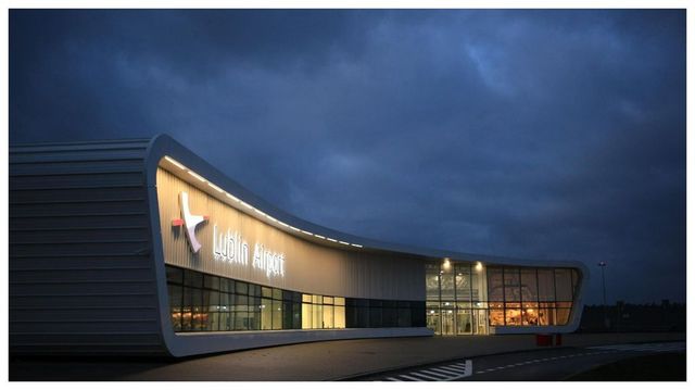 Spațiul aerian polonez, în alertă maximă după atacurile cu drone din vestul Ucrainei