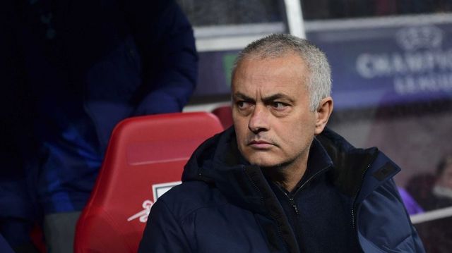 José Mourinho a Real Madridhoz készül és a Barcelonából igazolna